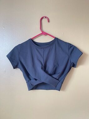 Cropped Twist-Front Women's Top bonafide